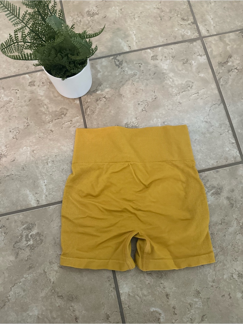 MUSTARD SCRUNCH BUTT SHORTS